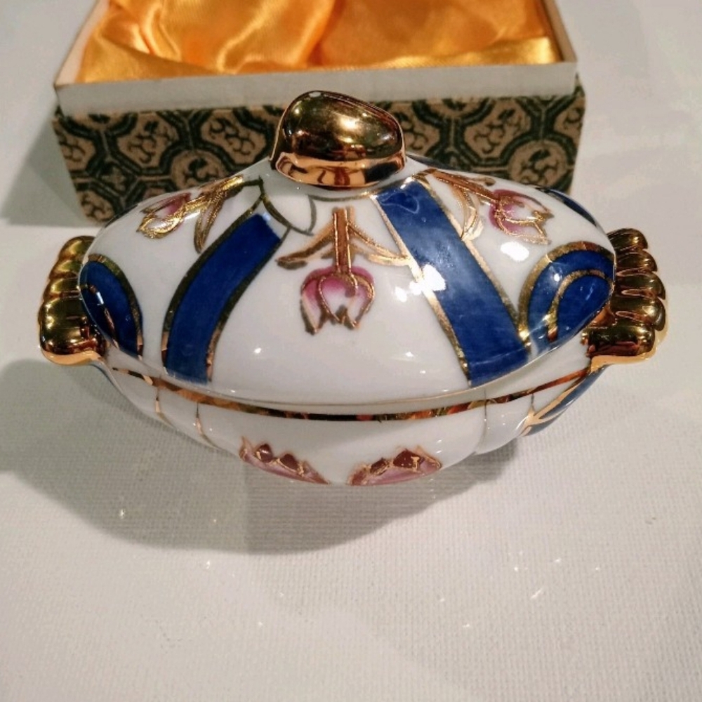 VTG Mini 1990s Trinket Dish w/Lid Bone China From (Valencia) Spain Gold Detailed
